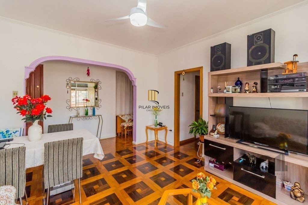 Excelente apartamento de 88m² com 3 dormitórios e sacada.