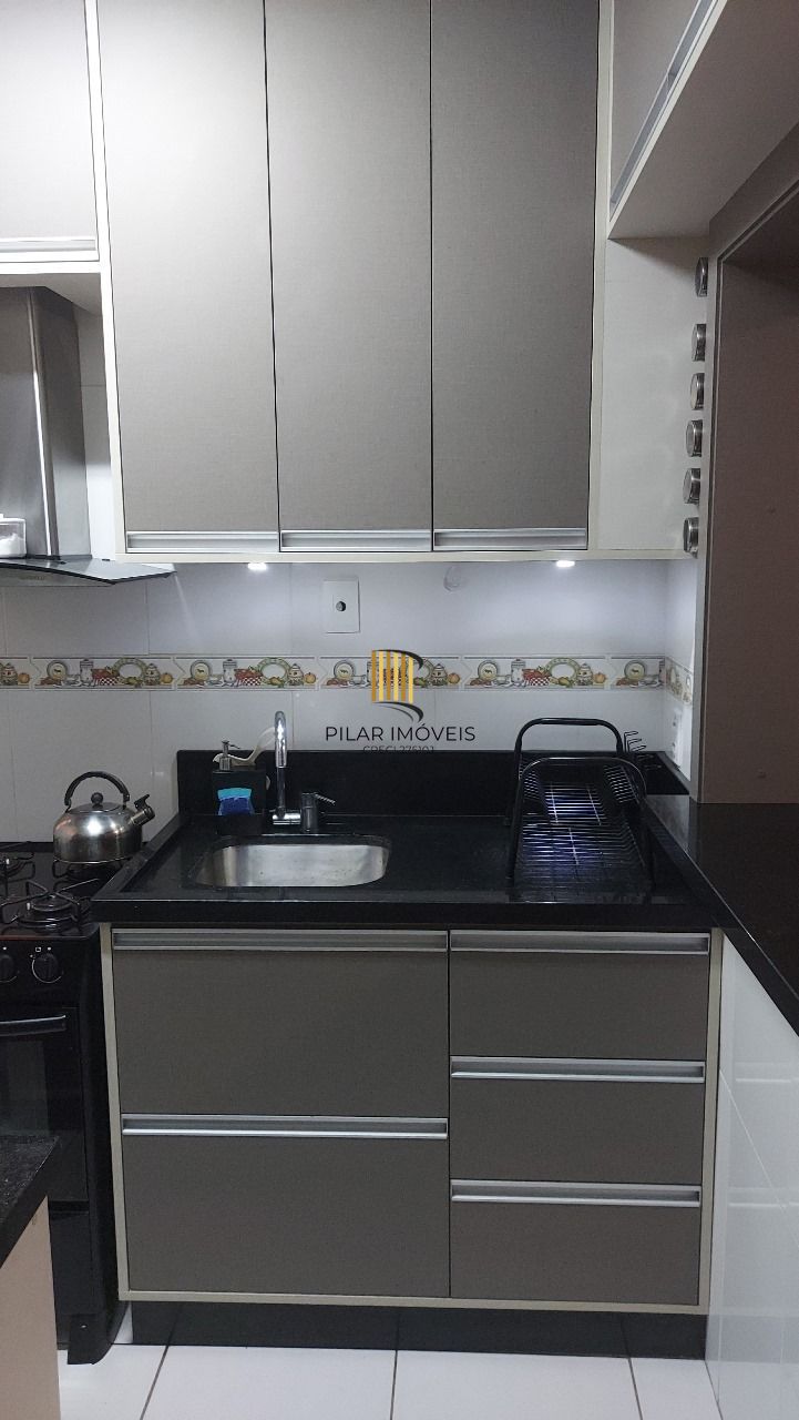 Apartamento no Bairro Cristal