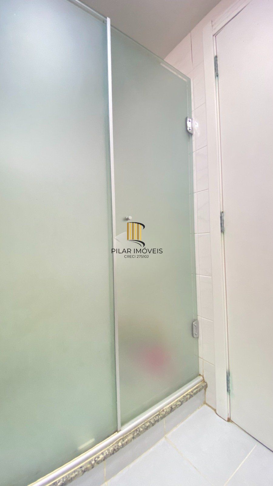 Apartamento com 3 quartos, 2 vagas e 100.7m² - Rua Botafogo - Menino Deus, Porto Alegre