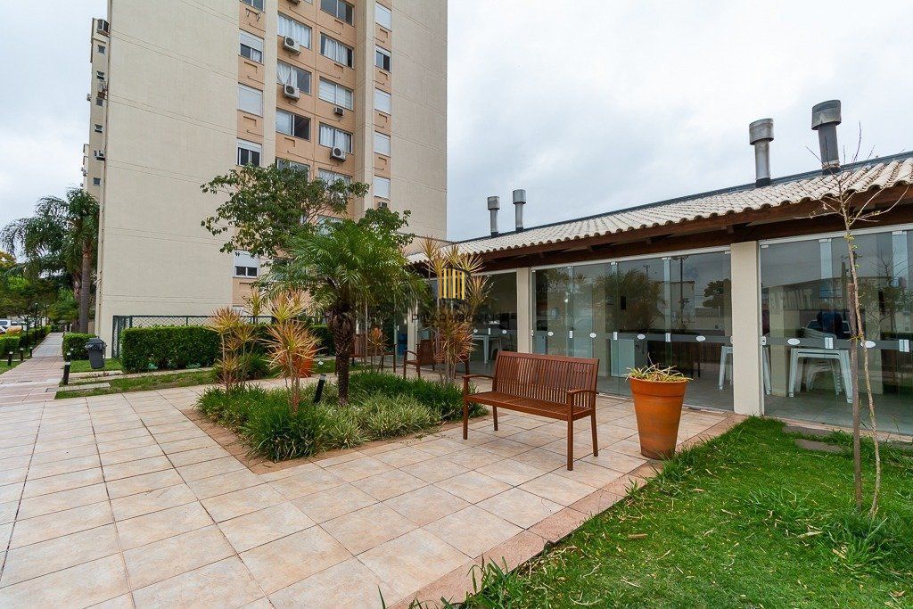 Apartamento 3 dormitórios com suíte, 62 m² no Sarandi em Porto Alegre/RS.