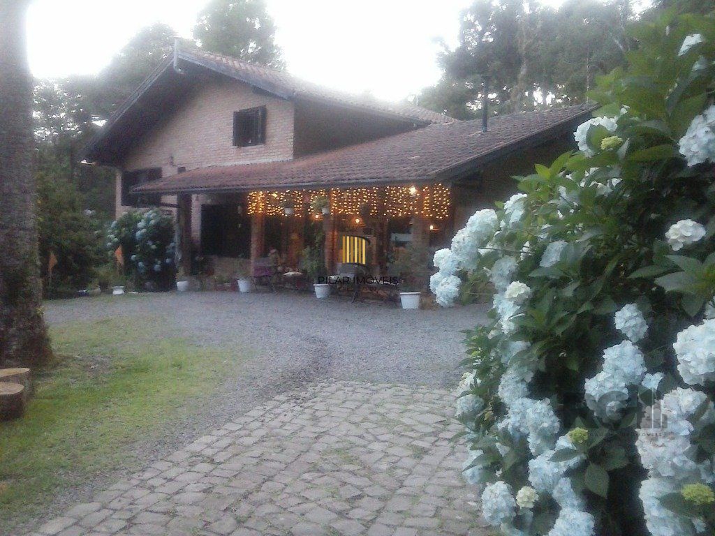 Casa 5 dormitórios no bairro São Bernardo