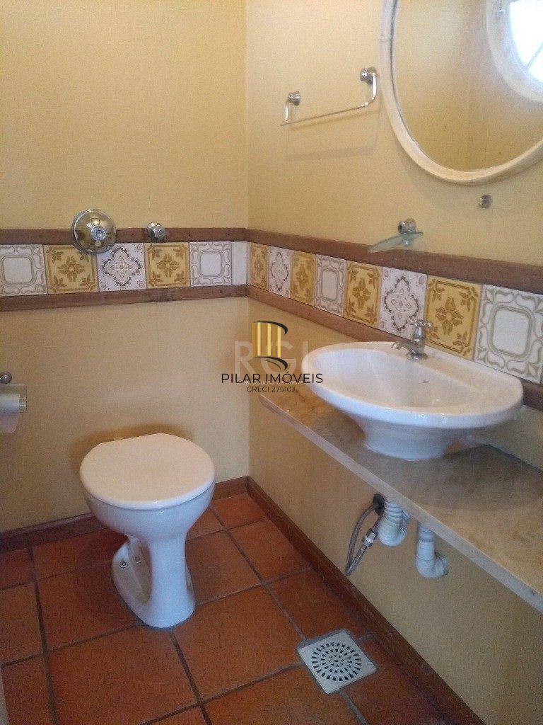 COBERTURA 2 DORMITÓRIOS, TERESÓPOLIS, 147 M²