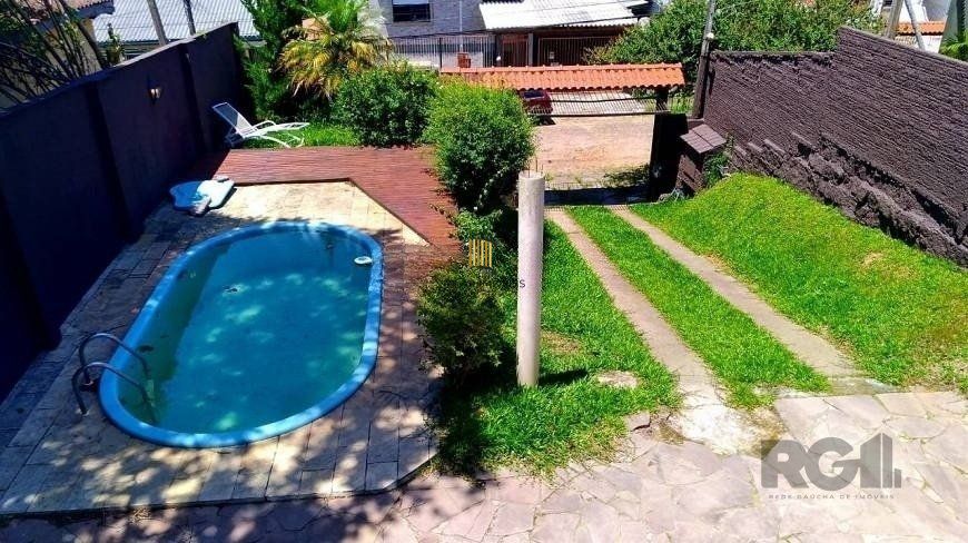 Casa de 200m² - 4 dormitórios, 4 vagas no bairro Espírito Santo