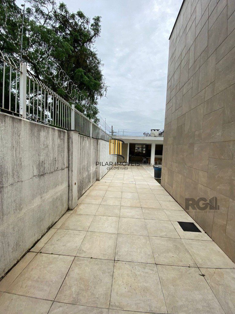 Casa 189m² - 3 suítes, piscina, 5 vagas no bairro Teresópolis