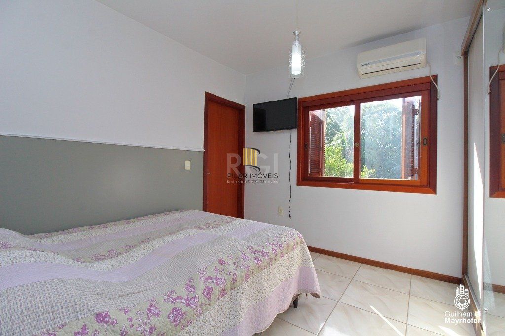 Casa para Venda - 212m², 3 dormitórios, 2 vagas - Medianeira