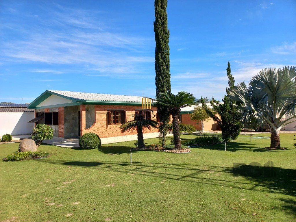 Casa 161m² - 2 dormitórios, 4 vagas no bairro Santo Onofre em Viamão