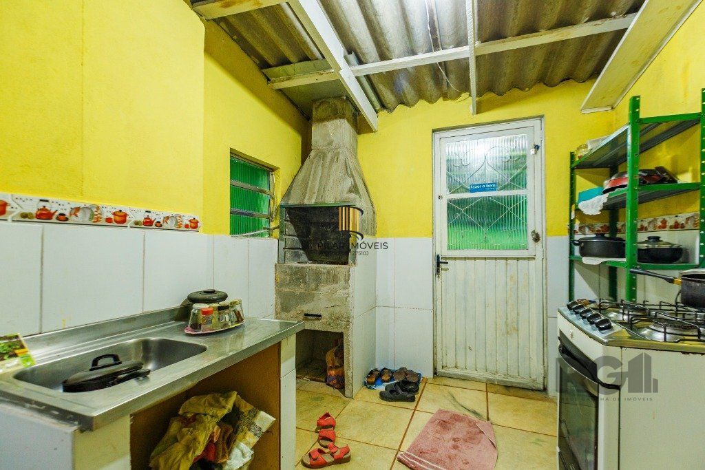Casa de 4 Dormitório(s) Bairro Nonoai - Porto Alegre