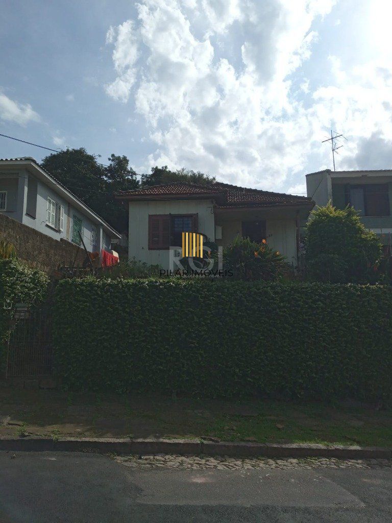Casa para Venda - 146.72m², 3 dormitórios, Teresópolis
