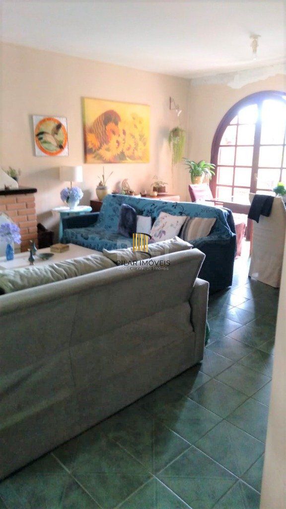 Casa para Venda - 279.1m², 4 dormitórios, sendo 1 suites, 5 vagas - Vila Nova
