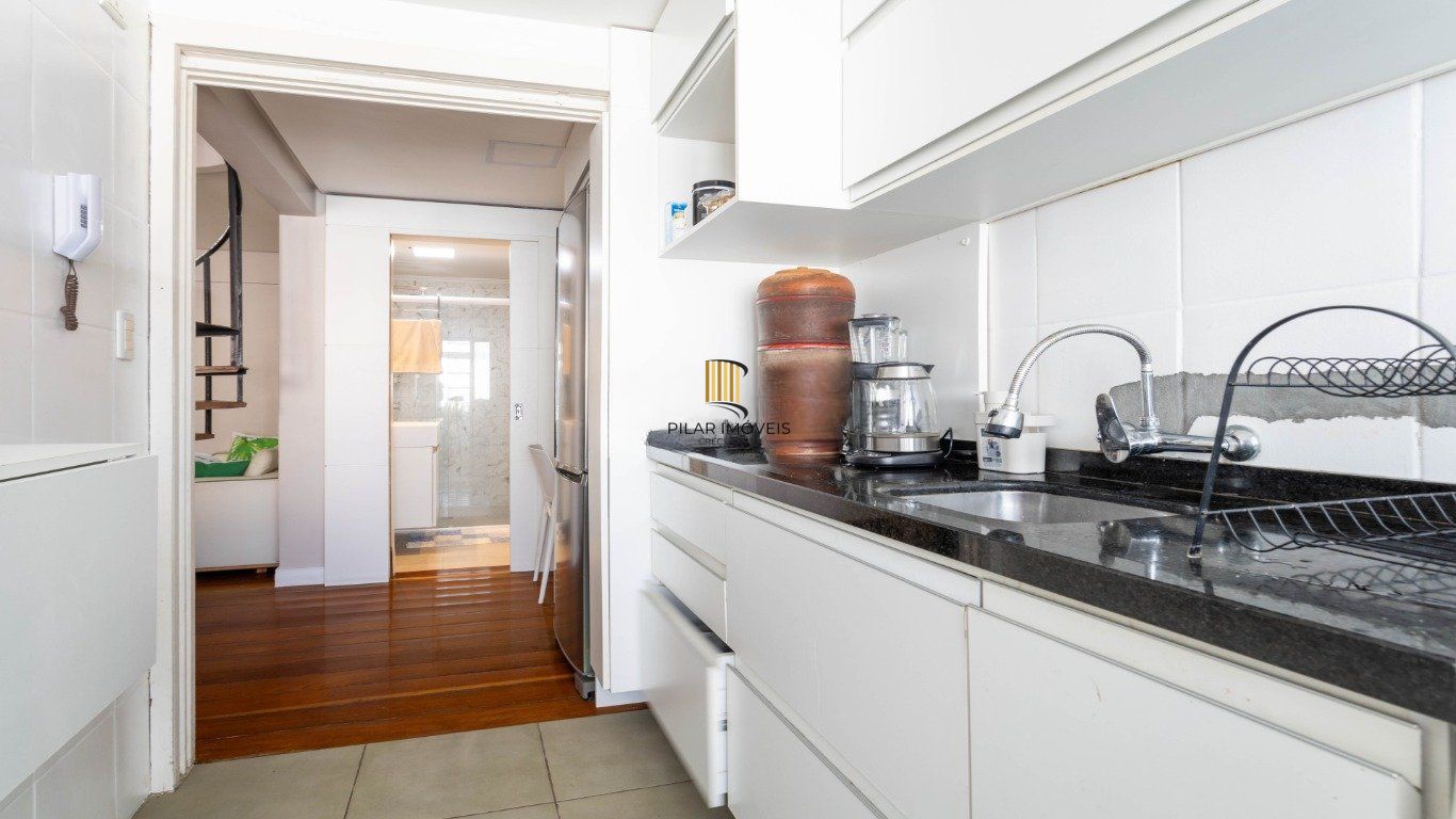 Cobertura com 2 quarto e 108m² à venda em Centro Histórico, Porto Alegre.