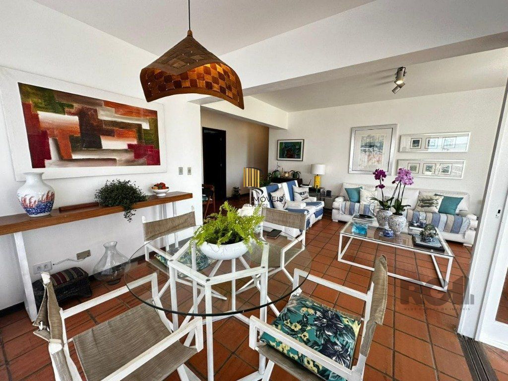 Apartamento 3 dormitórios no bairro Centro