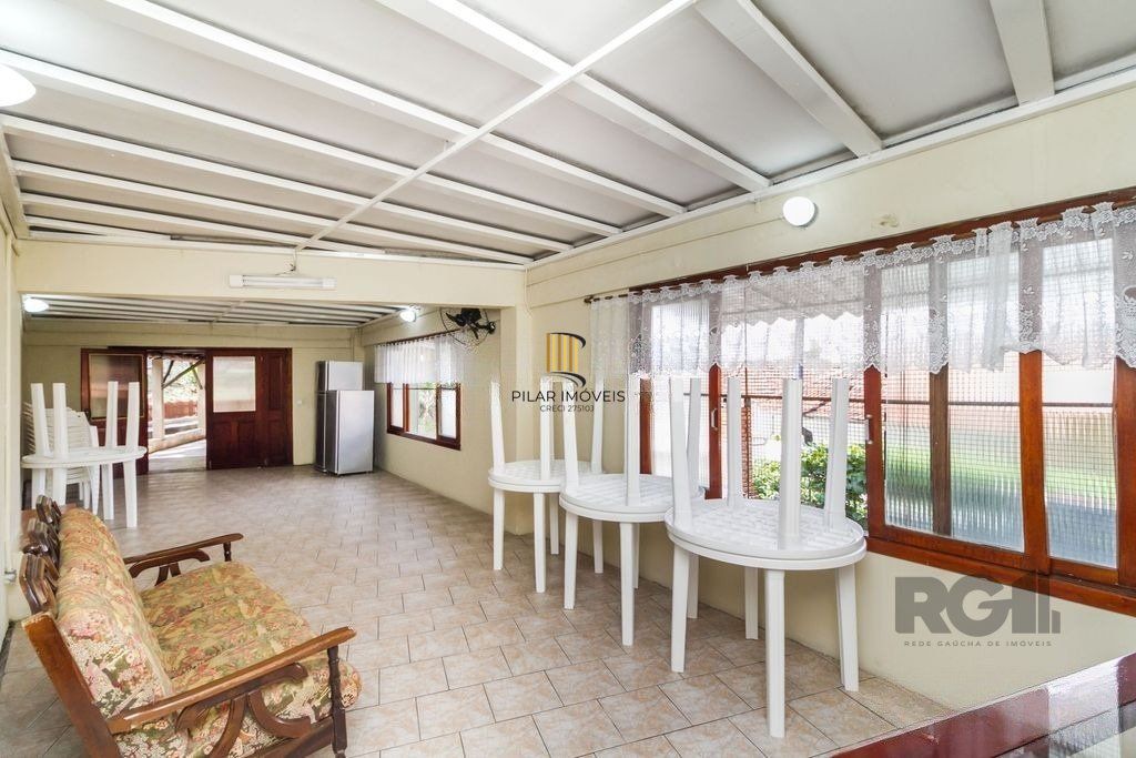 apartamento de 2 dormitórios no bairro Santo Antônio