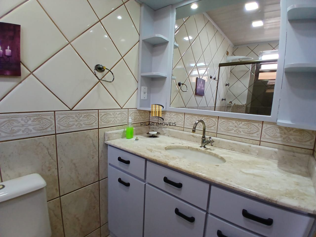 Apartamento de 01 dormitorio mobiliado na bairro passo daa reia - Porto Alegre /RS.