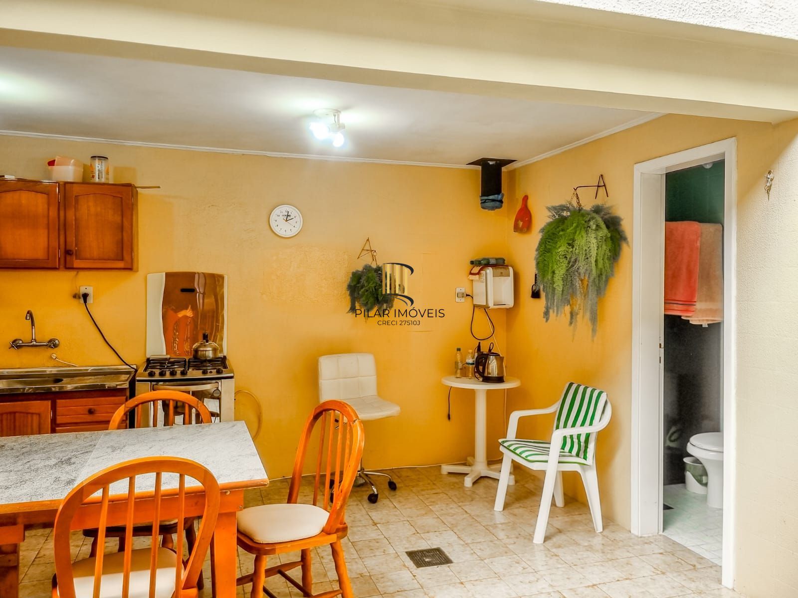 Casa Térrea 280 m²  em Teresópolis – 4 Dorms, Escritório e Edícula