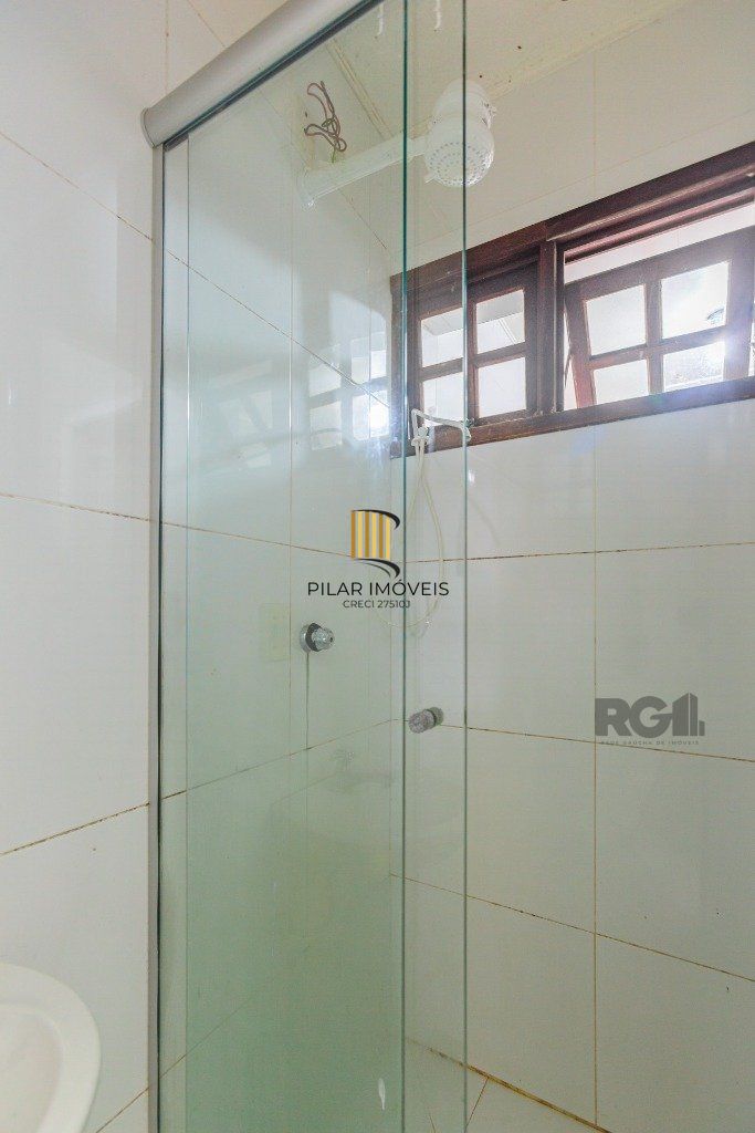 Casa 3 dormitórios no bairro Nonoai