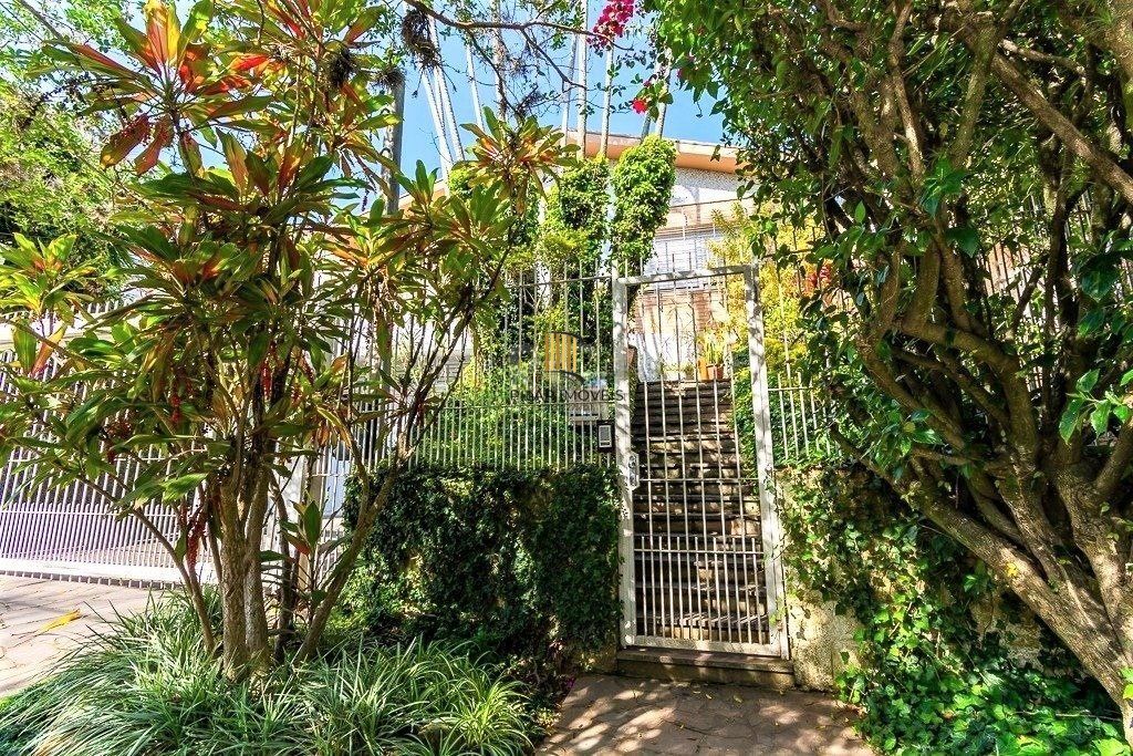 Casa de 424m² no Bairro Chácara Das Pedras