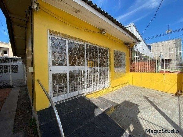 Casa 2 dormitórios no bairro Partenon