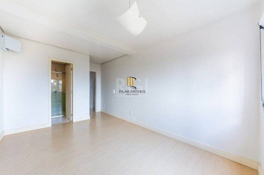 Casa à venda com 2 quartos, 255m² Rua CORONEL GOMES DE CARVALHO, Sétimo Céu, Porto Alegre