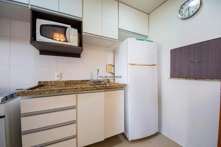 Apartamento de 2 dormitórios à venda no Jardim do Salso - Porto Alegre