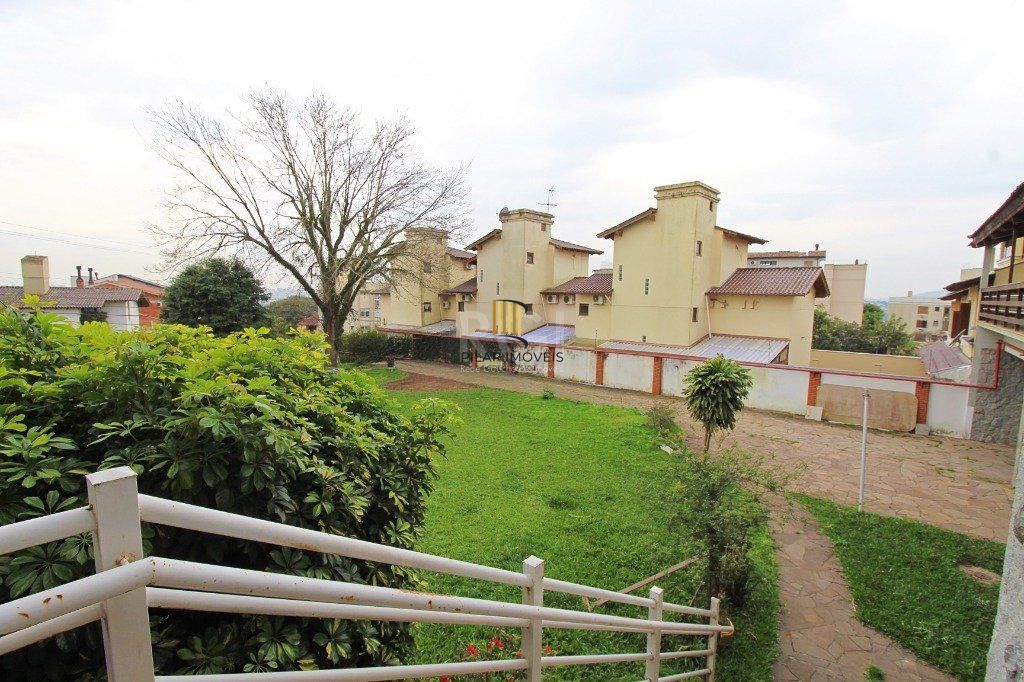 Casa para Venda - 840m², 7 dormitórios, sendo 3 suites, 8 vagas - Medianeira