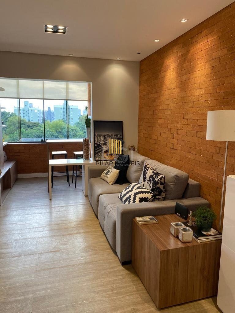 Excelente apartamento mobiliado de 2 dormitórios e 1 vaga de garagem