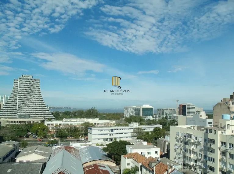Apartamento de 01 dormitório em edifício com infraestrutura no Centro de Porto Alegre-RS
