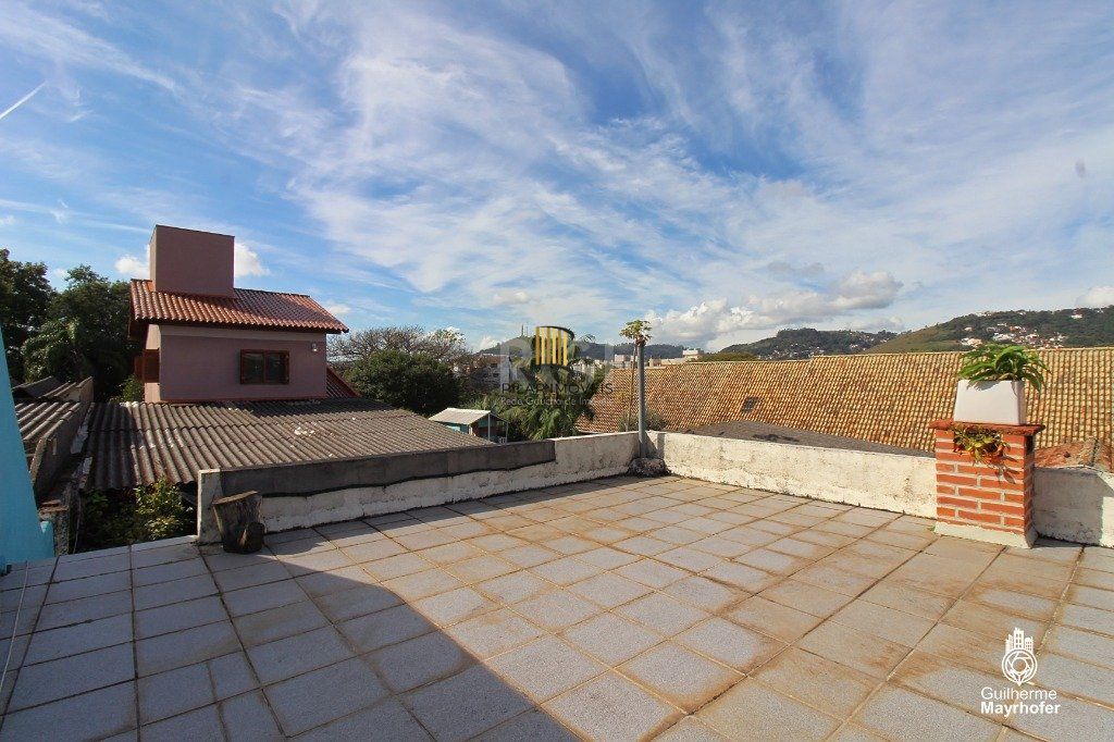 Casa para Venda - 212m², 3 dormitórios, 2 vagas - Medianeira