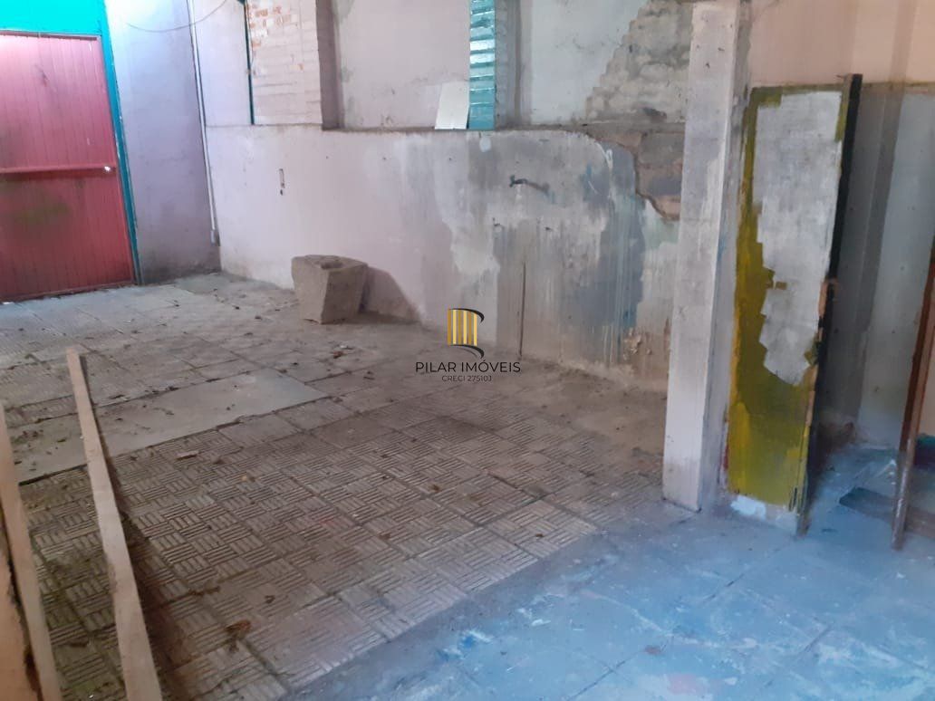 Casa com 3 quartos, 4 vagas e 159m² - Rua General Caldwell - Menino Deus, Porto Alegre