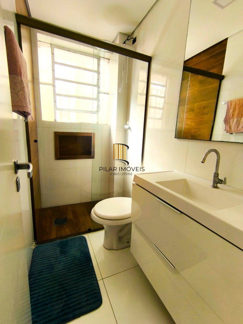 Apartamento de 1 dormitório à venda no Bairro Glória, Porto Alegre.