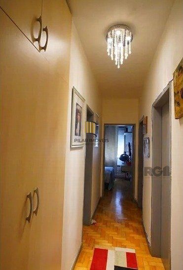 Apartamento 91m² - 3 dormitórios e 2 vagas no bairro Petrópolis