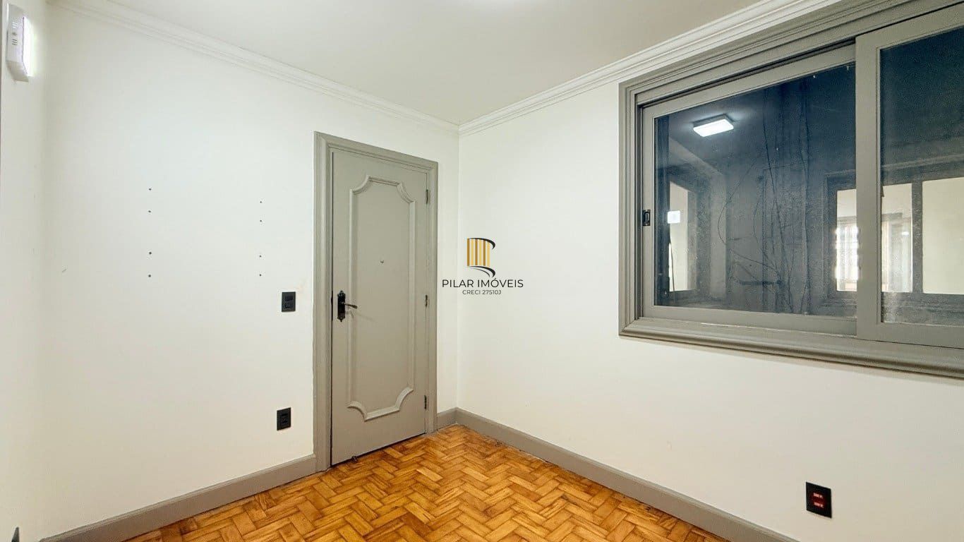 Apartamento de 3 dormitórios à venda em Independência, Porto Alegre