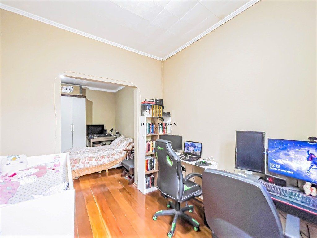 Casa para Venda - 212m², 3 dormitórios, 3 vagas - Azenha