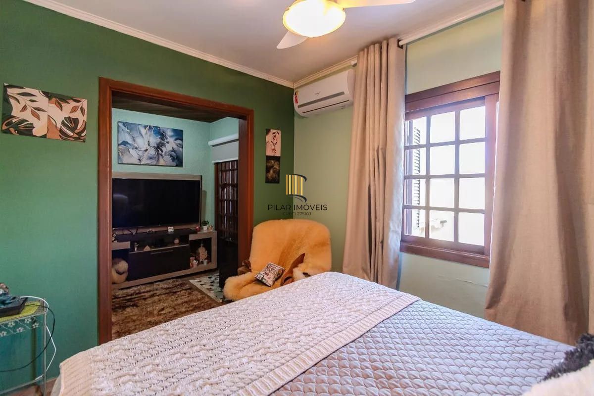 Casa de condomínio à venda com 258m², 3 quartos e 2 vagas