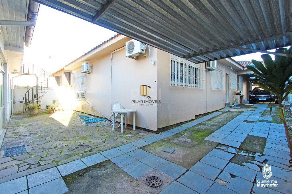 Casa para Venda - 215m², 3 dormitórios, sendo 1 suites, 3 vagas - Sarandi