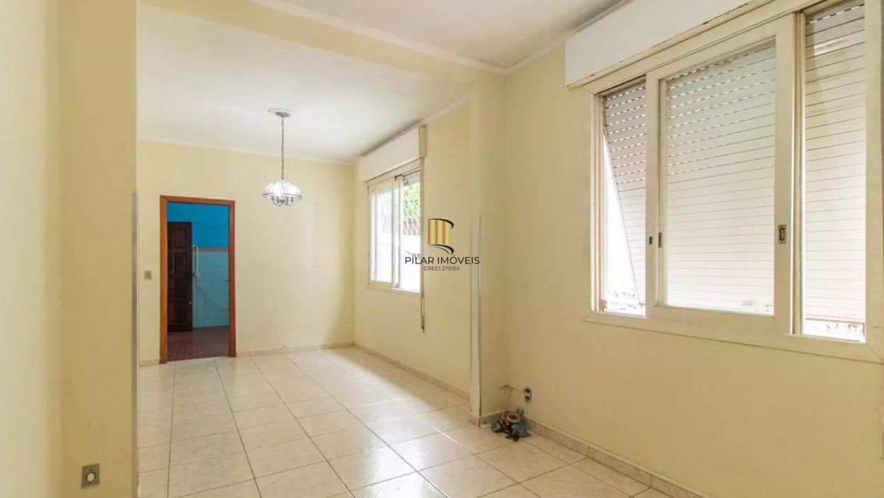 Casa 3 dormitórios Bairro Teresópolis