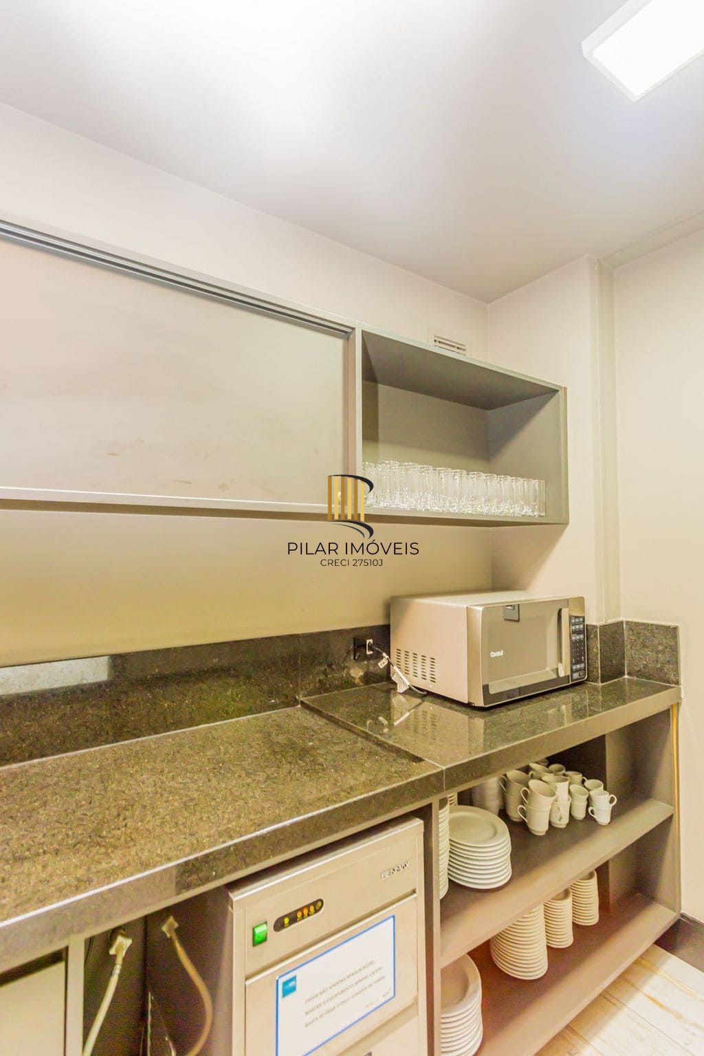 Apartamento 3 dormitórios à venda Avenida Teresópolis