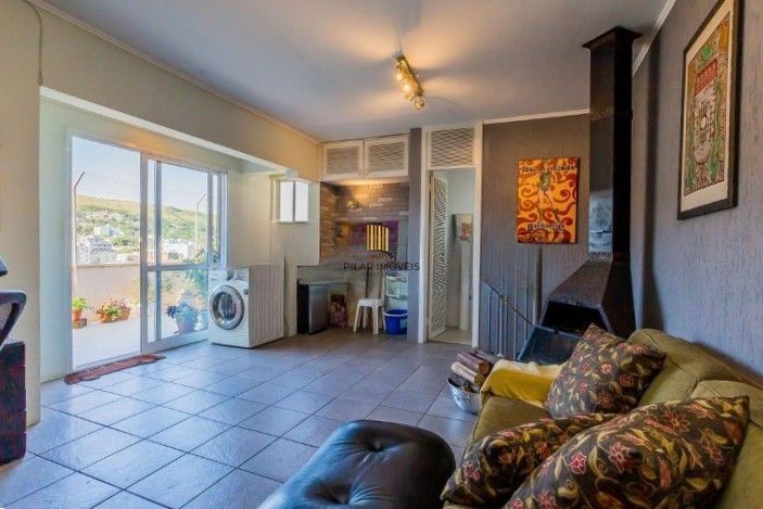 Cobertura 2 dormitórios no bairro Teresópolis