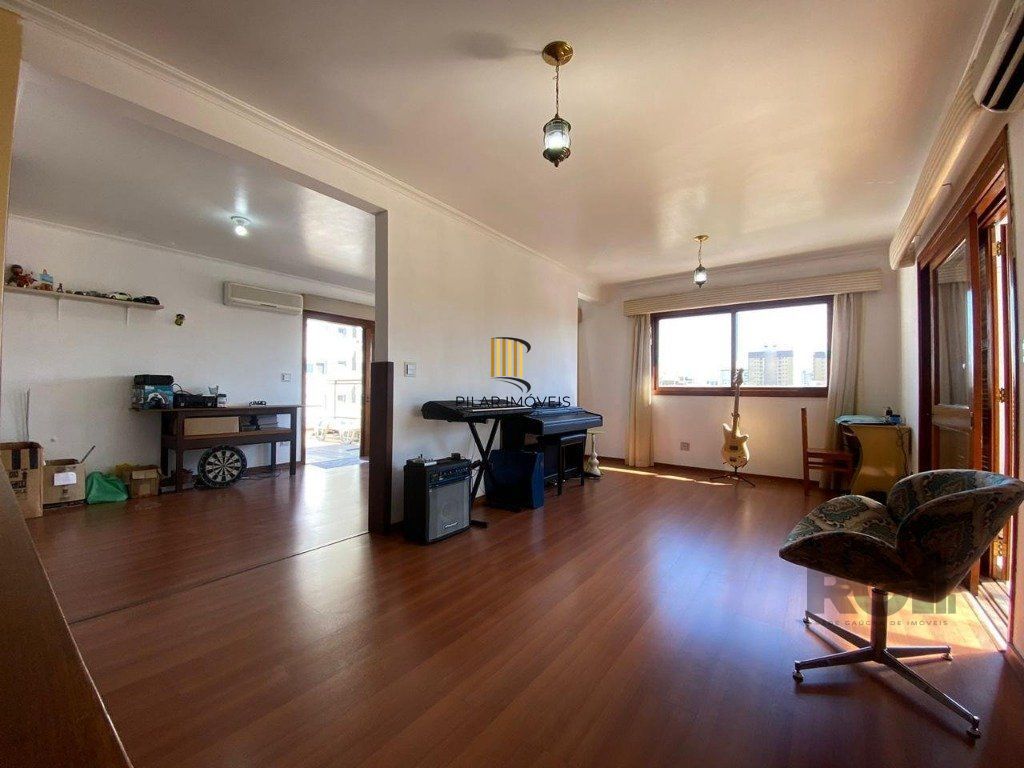 Cobertura Duplex para Venda - 269,97², 3 dorm, 1 suite, 2 vagas - Menino Deus