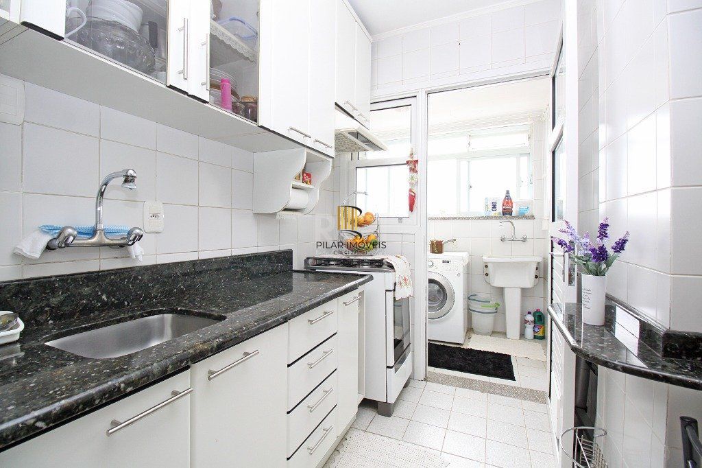 Apartamento para Venda - 72m², 2 dormitórios, 1 vaga - Passo da Areia