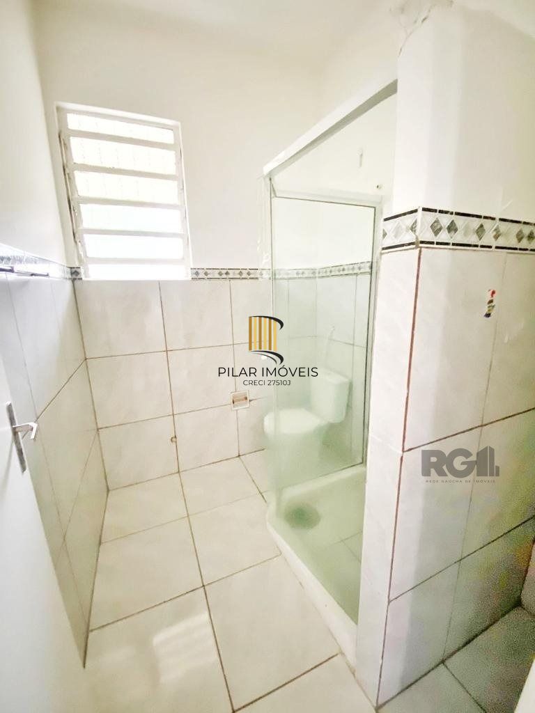 Casa 6 dormitórios no bairro Teresópolis