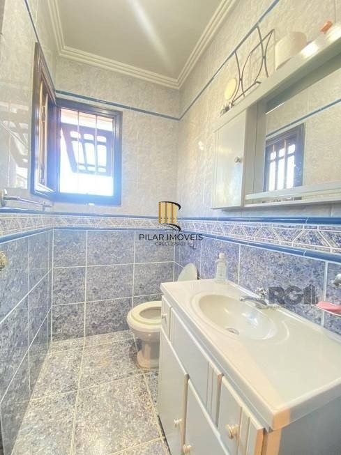 Excelente casa de 300m² com 4 dormitórios no bairro Sarandi. 