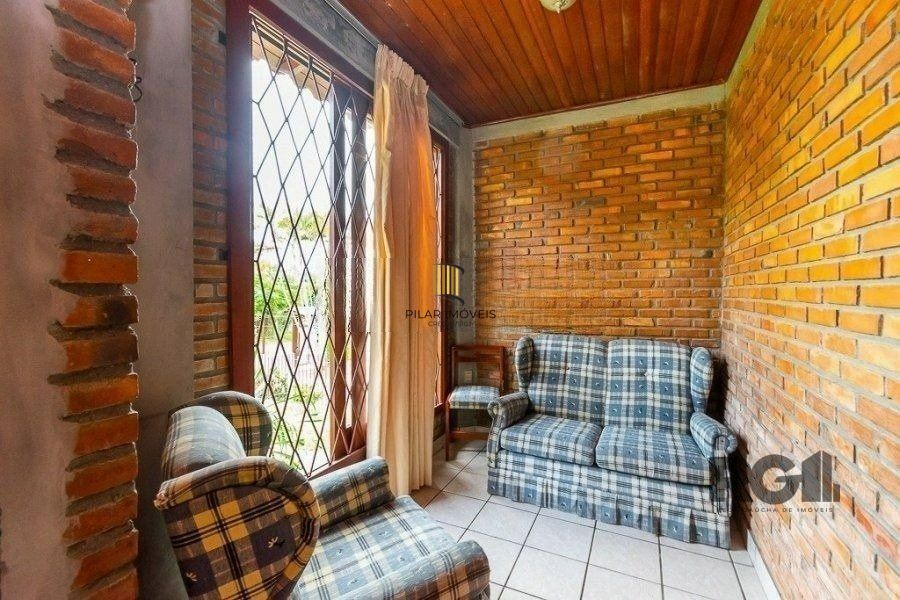 Casa para Venda - 69m², 2 dormitórios, 5 vagas - Vila Nova