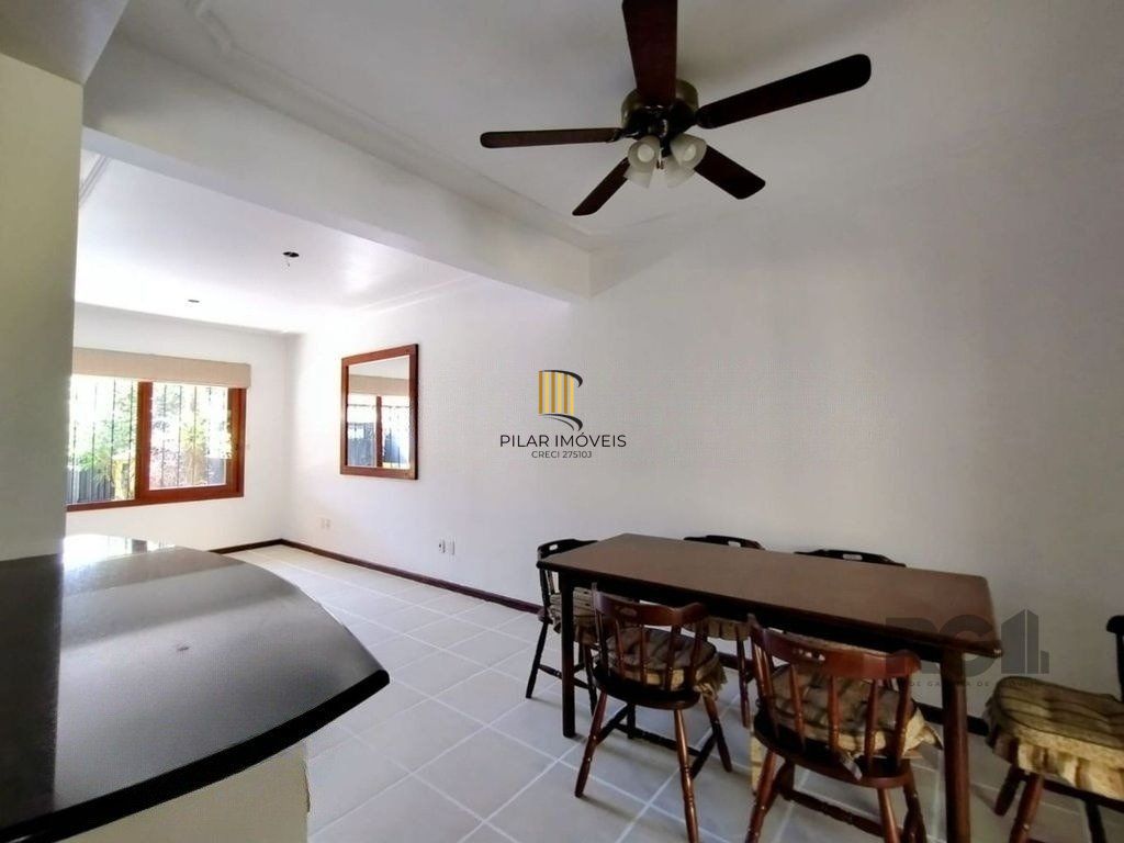 Casa de 3 dormitórios no bairro Ipanema - Porto Alegre