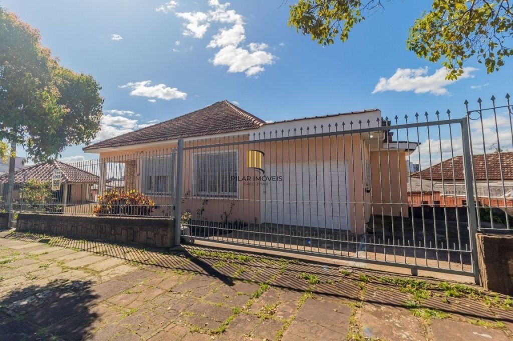 Casa de 3 Dormitório(s) Bairro Jardim Itu - Porto Alegre - Pilar Imóveis