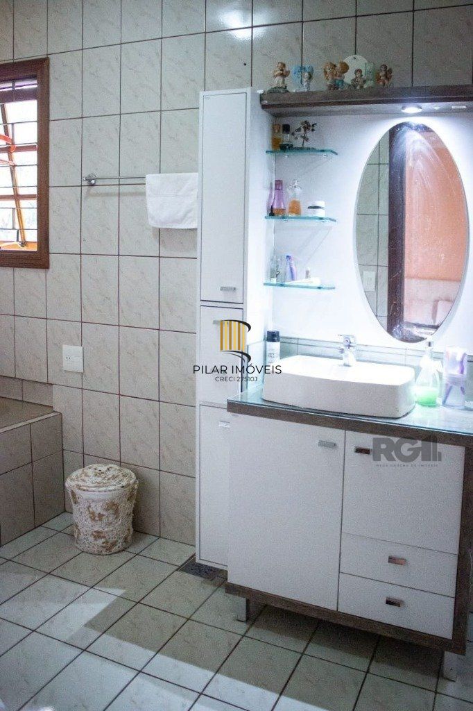 Casa 298m² - 4 dormitórios, 3 vagas na Zona Norte