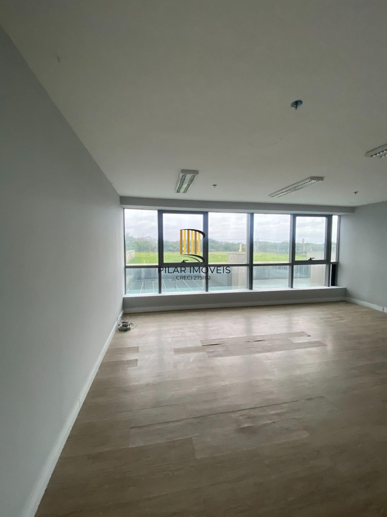 Sala Comercial no Bairro Praia de Belas - Porto Alegre