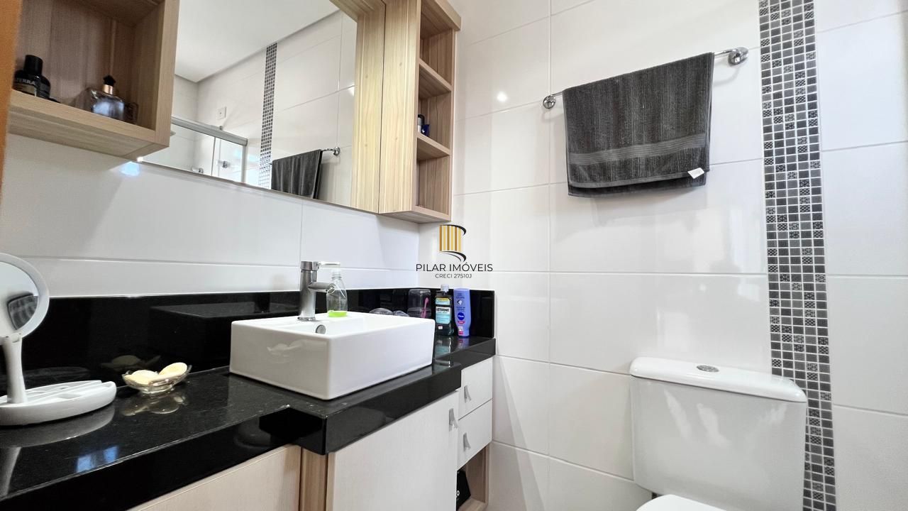 Casa 3 dormitórios no bairro Espírito Santo