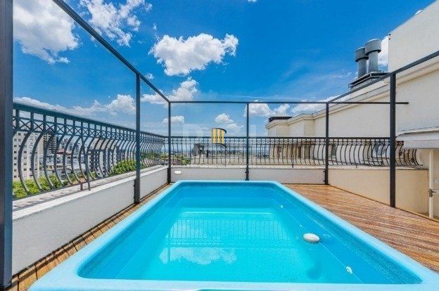 Apartamento à venda em Higienópolis com 236 m², 3 quartos, 1 suíte e 3 vagas.
