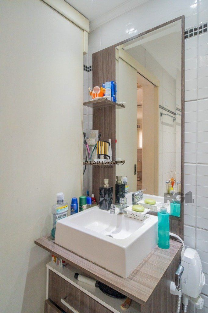 Casa 3 dormitórios no bairro Medianeira