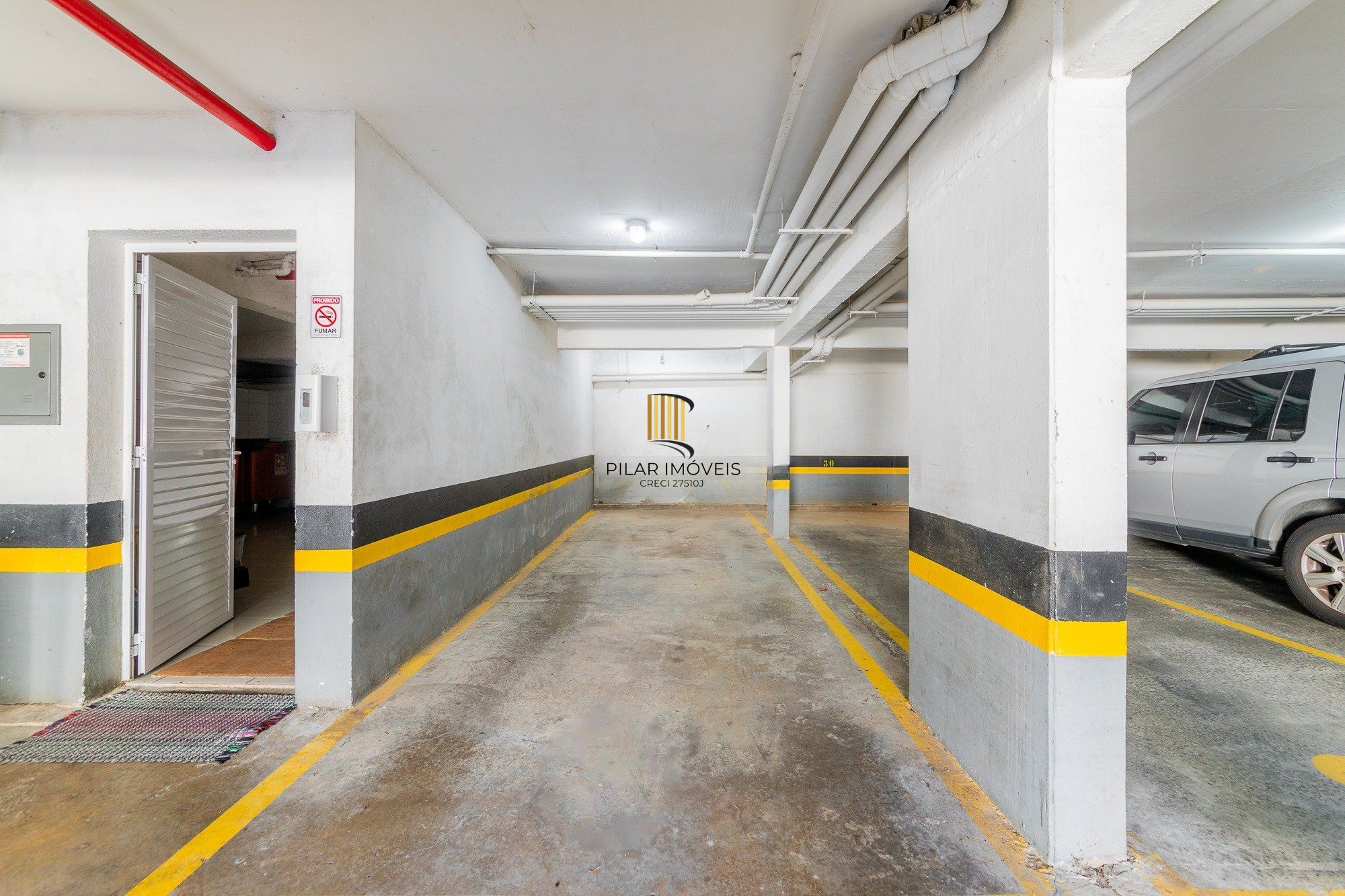 Apartamento com 3 quartos e 79m² à venda em Passo da Areia - Rua Bezerra De Menezes, Passo Da Areia, Porto Alegre